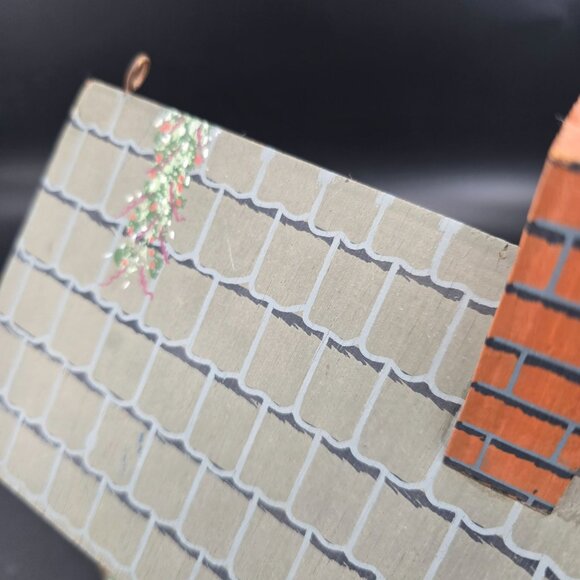 Vintage Birdhouse Green Hand-Painted Wooden Cottage Chimney Windows CM2034 - Picture 9 of 13